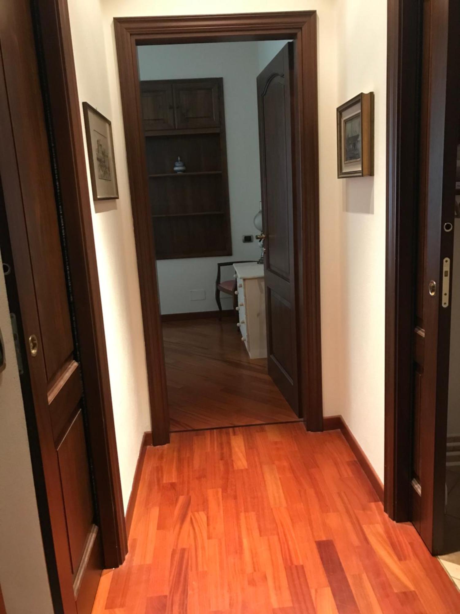 La Casa Del Melograno Apartment Alba  Ngoại thất bức ảnh